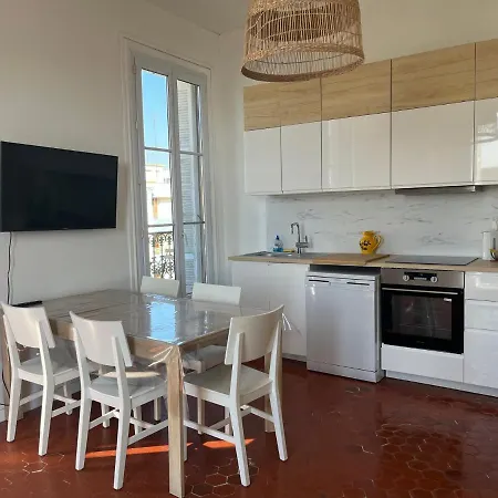 Appartamento - Centre 3 Chambres 6 Personnes 4eme Etage Escalier - Sebastien Claire